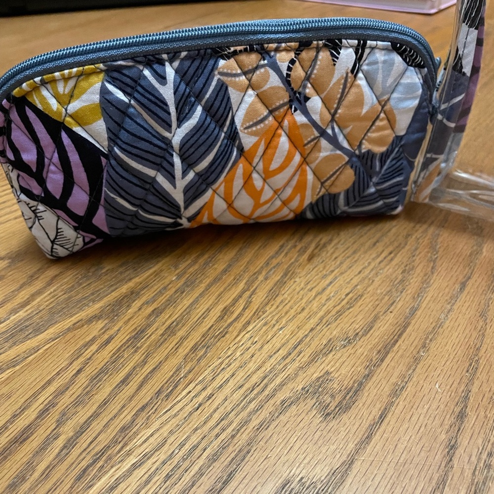Vera Bradley 3 Piece Cosmetic Set Travel Organizer in Palm Floral NWT